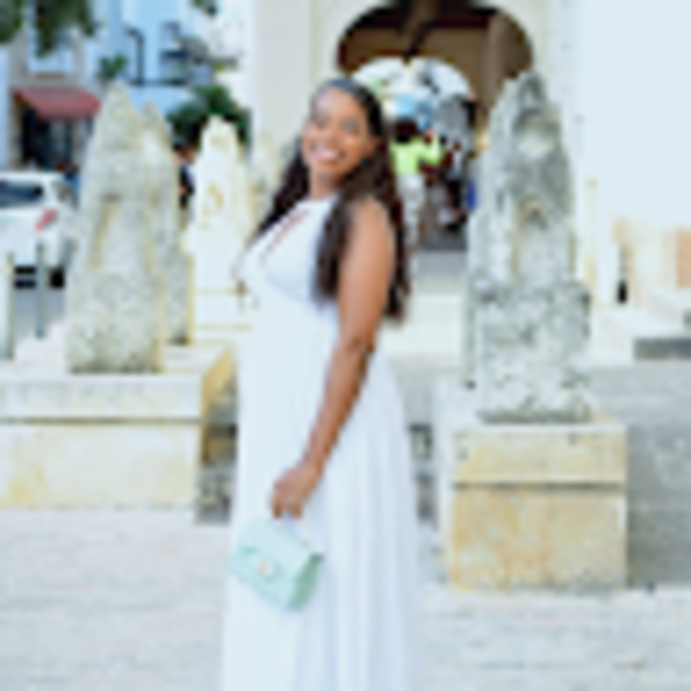 Meet your Posher, Nehemie
